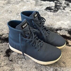 listing-status-banner